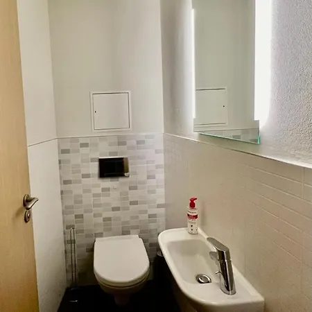 Luxury In And Free Parking Prague