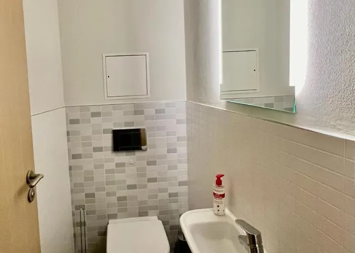 Luxury In And Free Parking Πράγα